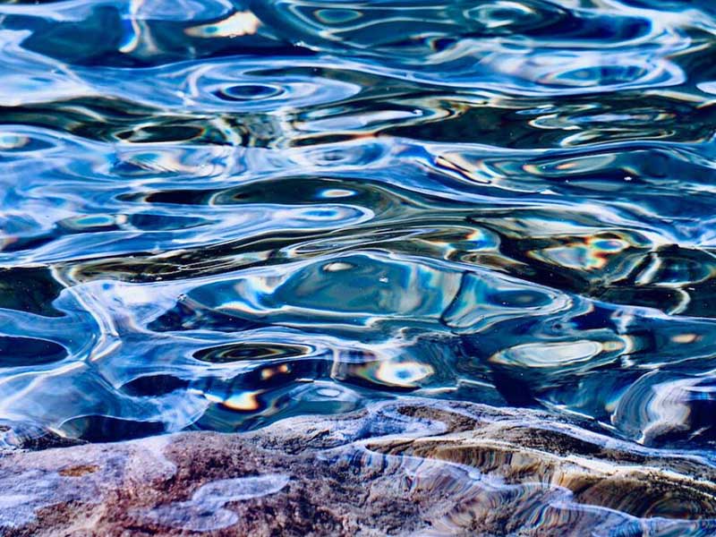 水質(zhì)在線監(jiān)測(cè)儀日常清潔與保養(yǎng)